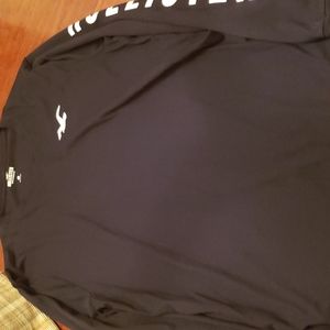 Long-sleeved shirt